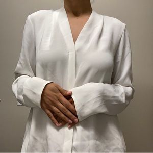 Babaton Power Blouse